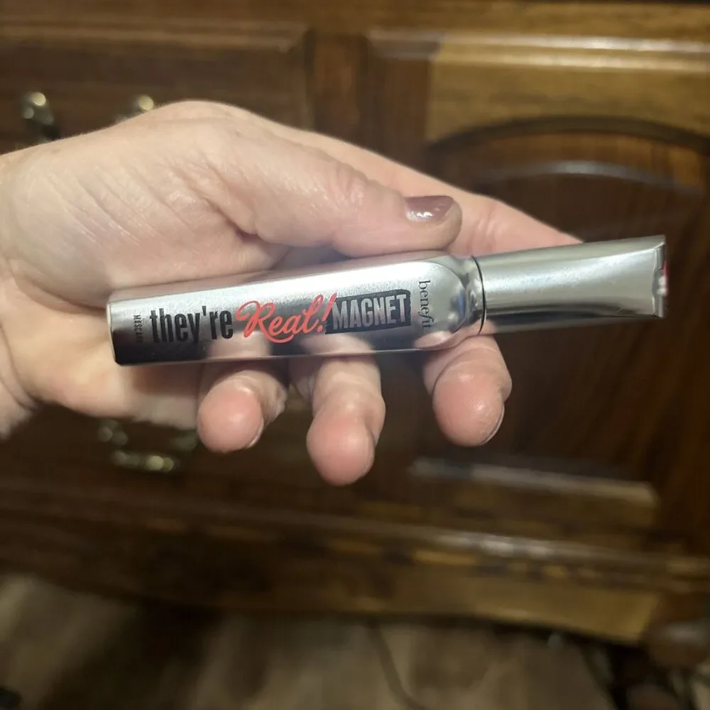 Benefit They're Real! Magnet Mascara Black Full Size NWOB